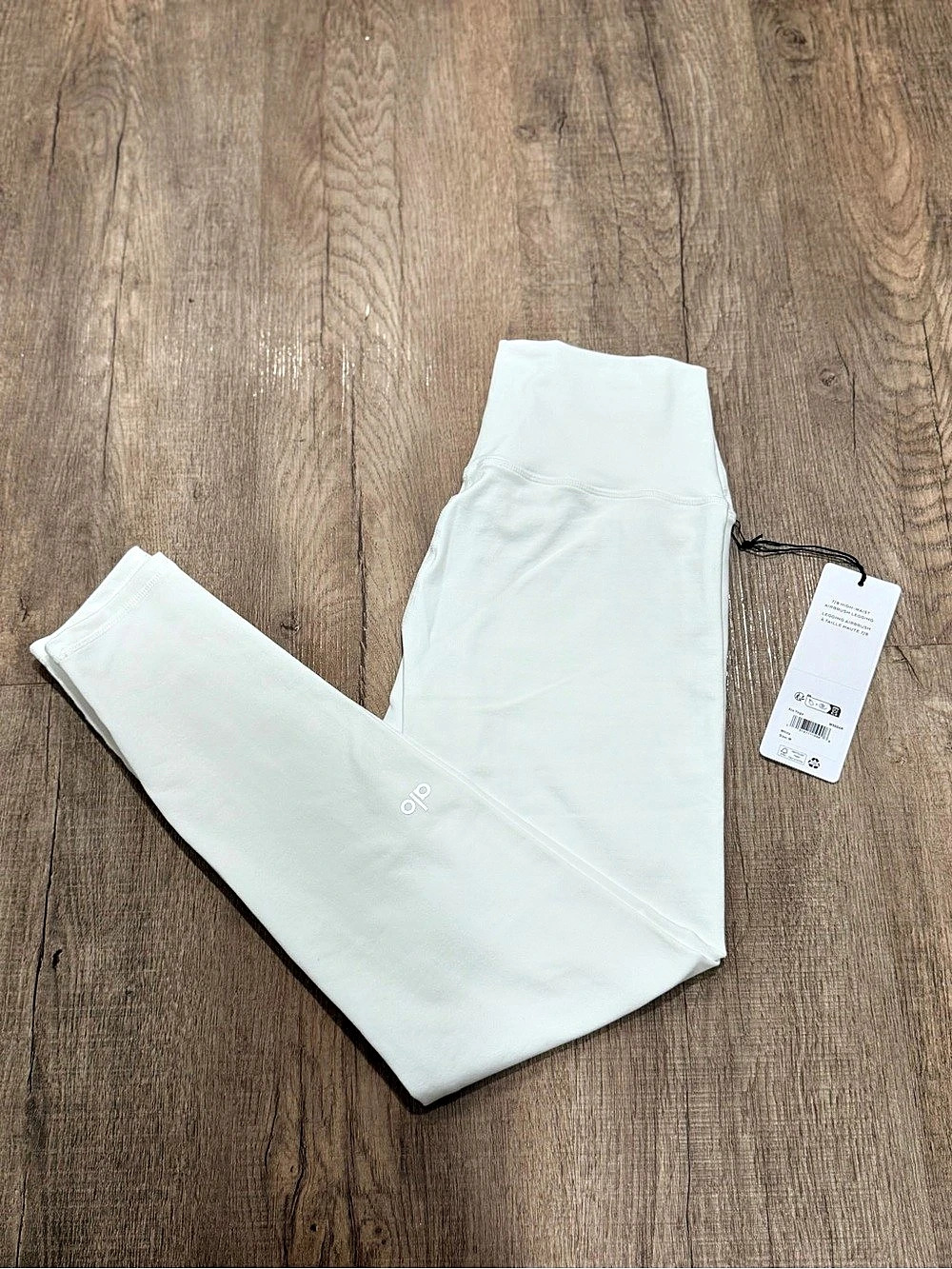 alo Women's White 7/8 High -Waist Airbrush Leggings Size Medium NWT